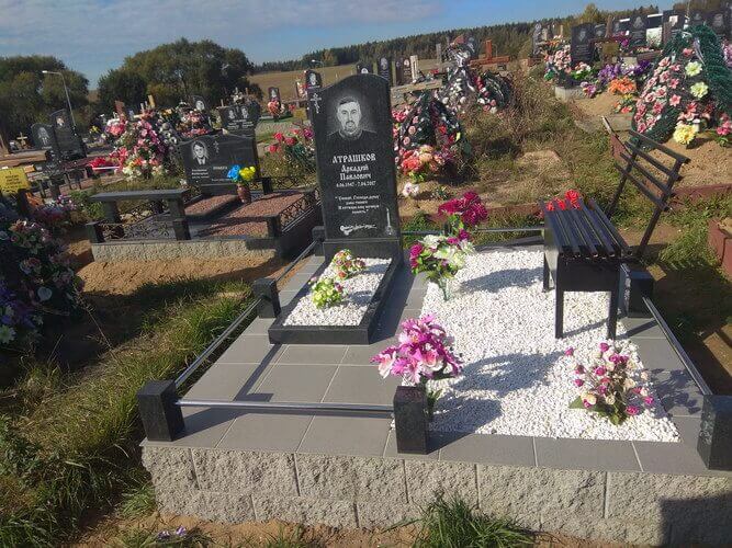 обустройство могилы на кладбище