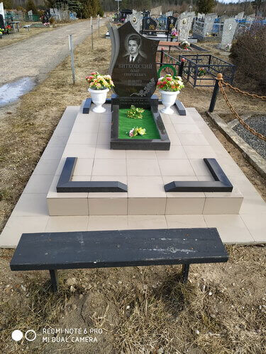 благоустройство могилы плиткой